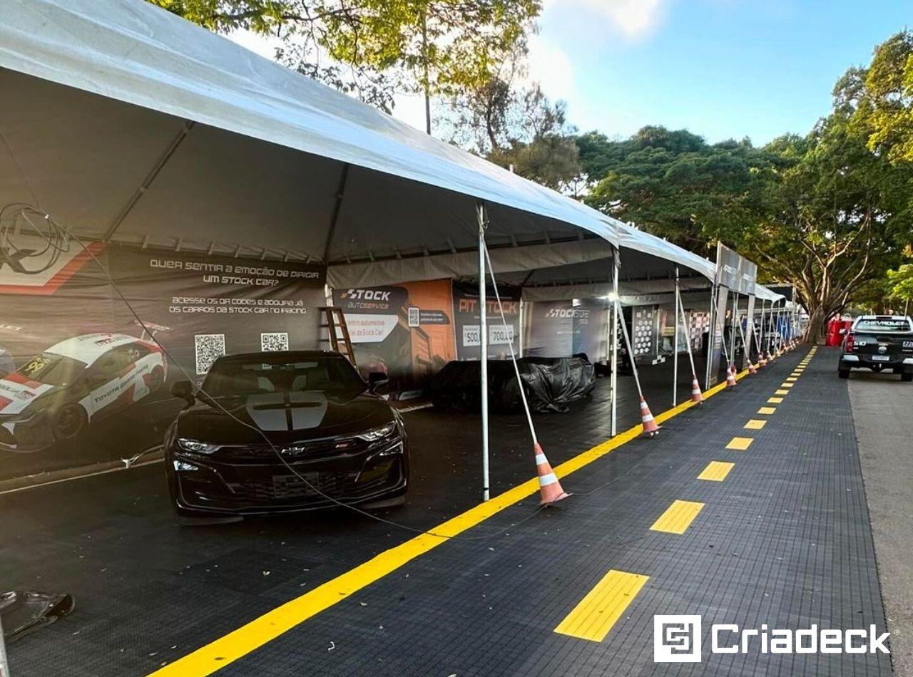 Pisos Pixel Criadeck Reforçam Segurança e Acessibilidade na Stock Car 45 anos em Interlagos.